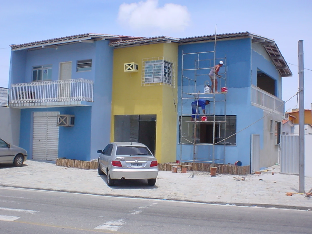 Prédio do Portal em obras, nos primeiros anos da empresa em Aracaju